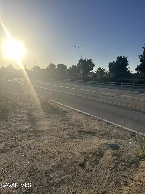 Vic Ave K6 Vic Avenue K6 15th Ste, Lancaster, CA 93535