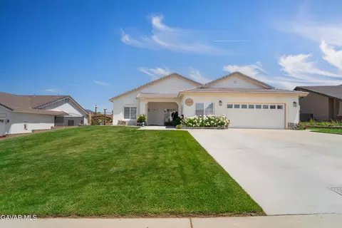 40812 Slate Ct, Palmdale, CA 93551