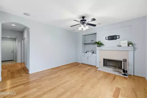 Living - 43406 Rucker St, Lancaster, CA 93535 photo 7 of 10