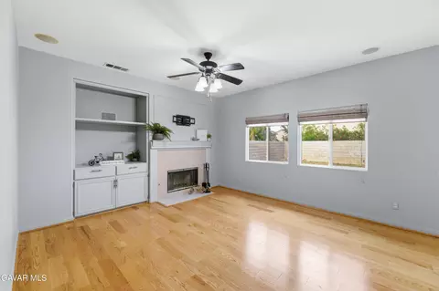 Living - 43406 Rucker St, Lancaster, CA 93535 photo 6 of 10