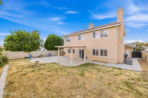 Exterior - 43406 Rucker St, Lancaster, CA 93535 photo 7 of 9