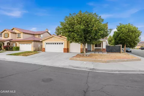 Other - 43406 Rucker St, Lancaster, CA 93535 photo 1 of 4