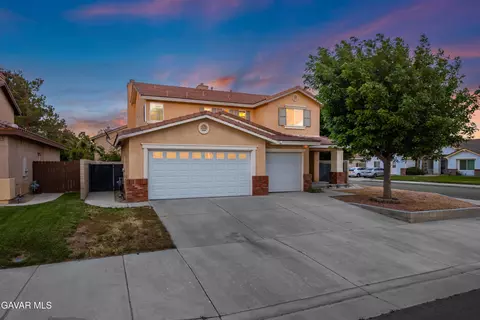 Exterior - 43406 Rucker St, Lancaster, CA 93535 photo 1 of 9