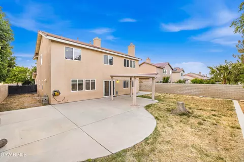 Exterior - 43406 Rucker St, Lancaster, CA 93535 photo 6 of 9