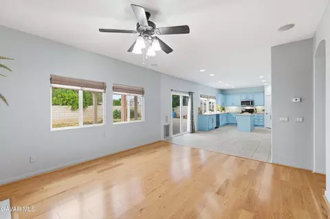 Living - 43406 Rucker St, Lancaster, CA 93535 photo 8 of 10