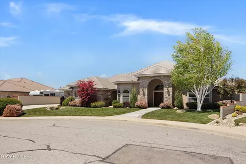 Exterior - 507 Mesquite Dr, Tehachapi, CA 93561 photo 5 of 15