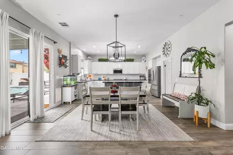 Dining - 43857 47th St W, Lancaster, CA 93536 photo 1 of 3