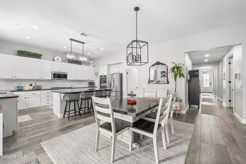 Dining - 43857 47th St W, Lancaster, CA 93536 photo 2 of 3