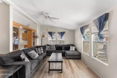 1030 E Avenue S #114, Palmdale, CA 93550 photo 2