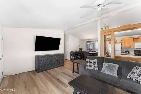 1030 E Avenue S #114, Palmdale, CA 93550 photo 3