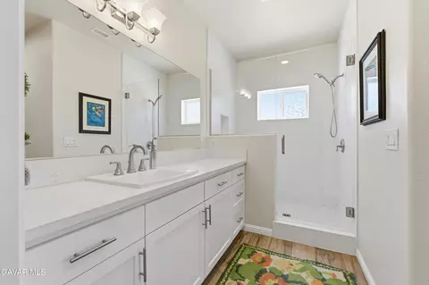 Bath - 20761 Schout Rd, Tehachapi, CA 93561 photo 6 of 6