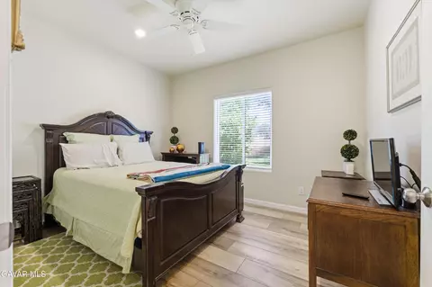 Bedroom - 20761 Schout Rd, Tehachapi, CA 93561 photo 4 of 6