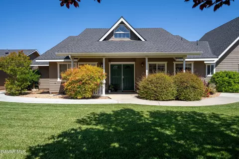 Exterior - 20761 Schout Rd, Tehachapi, CA 93561 photo 4 of 6