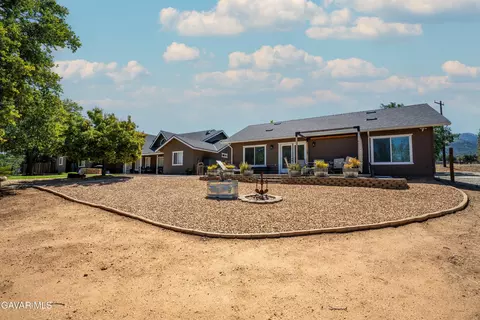 Exterior - 20761 Schout Rd, Tehachapi, CA 93561 photo 6 of 6