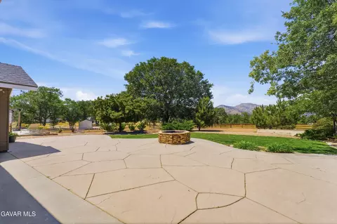Exterior - 20761 Schout Rd, Tehachapi, CA 93561 photo 6 of 7
