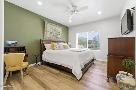 Bedroom - 20761 Schout Rd, Tehachapi, CA 93561 photo 5 of 6