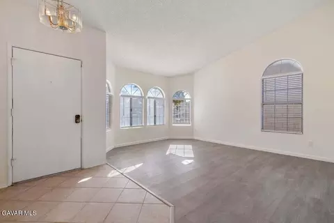 Living - 45133 E 17th St, Lancaster, CA 93535 photo 1 of 6