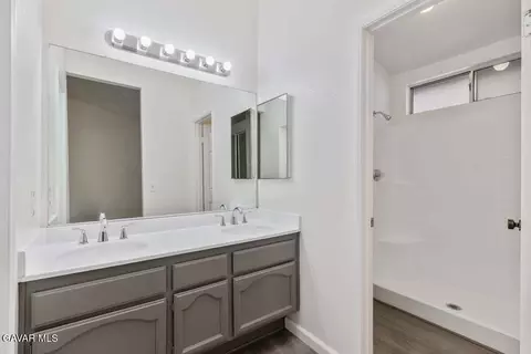 Entry Way - 45133 E 17th St, Lancaster, CA 93535 photo 1 of 1