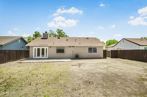 Exterior - 741 Desert Calico Dr, Lancaster, CA 93534 photo 2 of 4