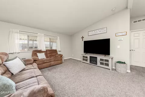 2017 Windcurrent Dr #126, Rosamond, CA 93560 photo 5