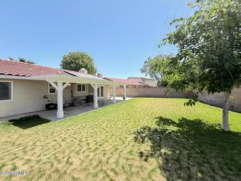 Exterior - 1802 Linda Ave, Lancaster, CA 93534 photo 9 of 10