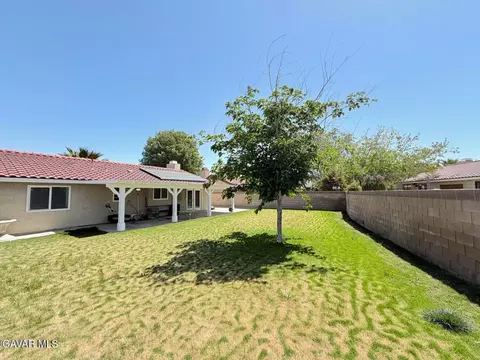 Exterior - 1802 Linda Ave, Lancaster, CA 93534 photo 10 of 10