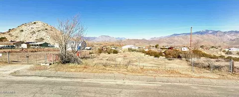 8501 Star Brite Ct, Lake Isabella, CA 93240