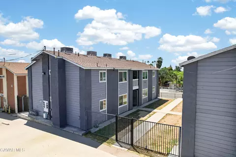 1304 Flower St #A-D, Bakersfield, CA 93305