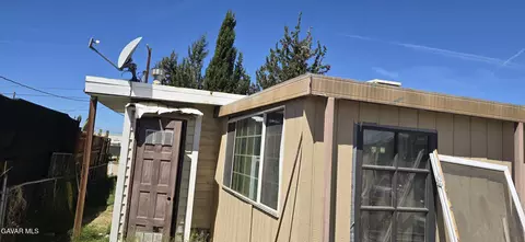 Other - 43310 Fairglen Rd, Lancaster, CA 93535 photo 2 of 33