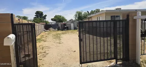 Other - 43310 Fairglen Rd, Lancaster, CA 93535 photo 3 of 33