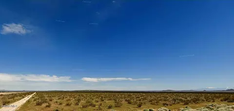 1800 Arroyo Ave, Mojave, CA 93501