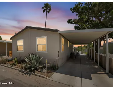 258 Mary Kay Ln #258, Bakersfield, CA 93308