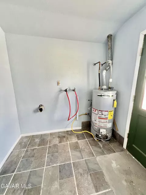 Other - 45430 Andale Ave, Lancaster, CA 93535 photo 4 of 5
