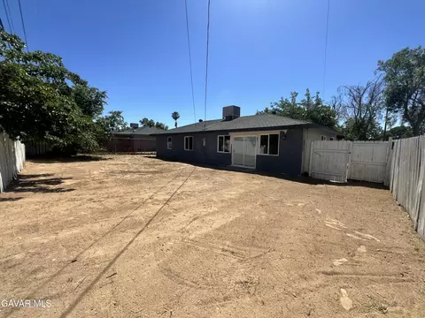Exterior - 45430 Andale Ave, Lancaster, CA 93535 photo 11 of 11