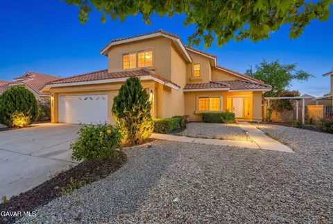 42337 Alicante St, Quartz Hill, CA 93536
