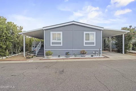 5200 Entrar Dr #SPC 124, Palmdale, CA 93551
