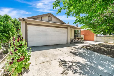 Exterior - 2820 E Avenue S, Palmdale, CA 93550 photo 2 of 13