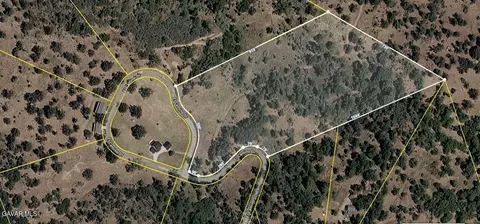 27120 El Camino Dr, Tehachapi, CA 93561