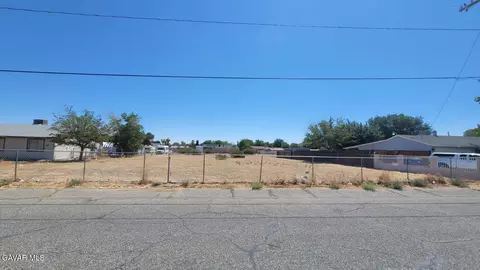 40304 167th St, Palmdale, CA 93591