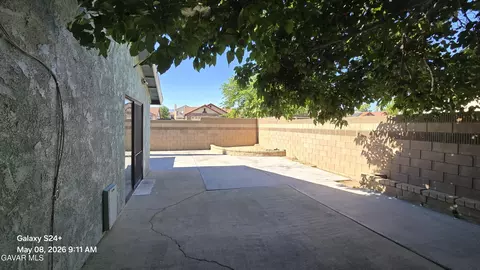 Exterior - 37007 Va Del Rio, Palmdale, CA 93550 photo 4 of 7
