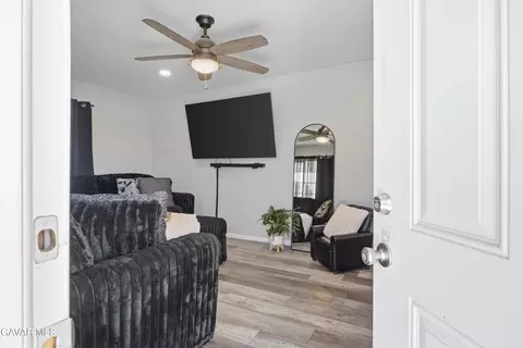 27179 Cote St, Boron, CA 93516 photo 9