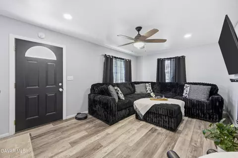 27179 Cote St, Boron, CA 93516 photo 7