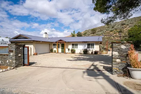 40002 97th St, Palmdale, CA 93551