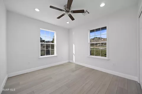 Bedroom - 30150 Jamaica Dunes Dr, Tehachapi, CA 93561 photo 4 of 6