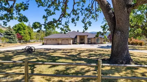 Exterior - 23840 Martingale Way, Tehachapi, CA 93561 photo 14 of 15