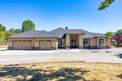 23840 Martingale Way, Tehachapi, CA 93561