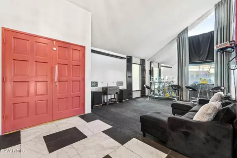 Entry Way - 2130 Spice St, Lancaster, CA 93536 photo 1 of 3