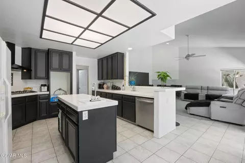 Kitchen - 4027 Via Barbara, Lancaster, CA 93536 photo 1 of 4