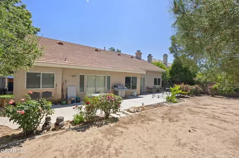 Exterior - 4027 Via Barbara, Lancaster, CA 93536 photo 4 of 5