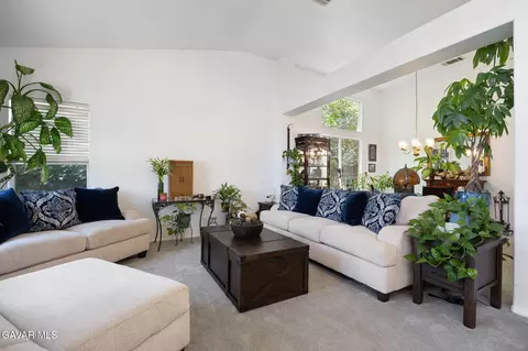 Living - 4027 Via Barbara, Lancaster, CA 93536 photo 2 of 4